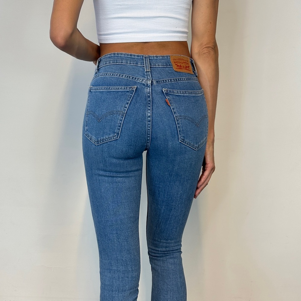 LEVIS - Picture 3 of 6